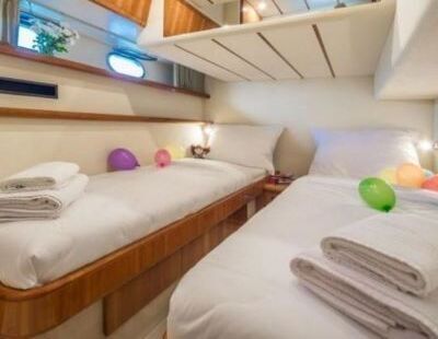 Motorboat Ferretti 43 FLY 850hp
