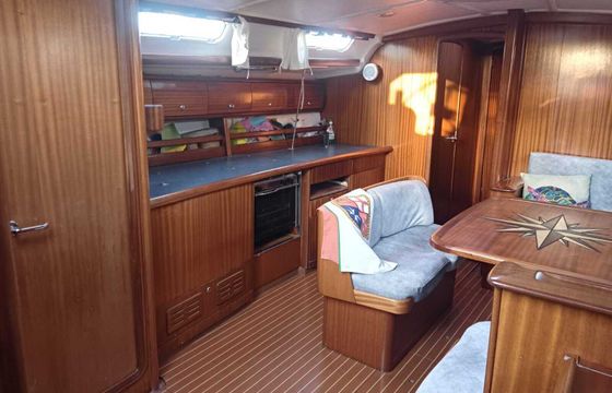 Sailboat Beneteau bavaria cruiser 44 12.99m