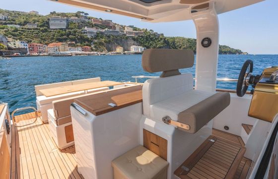 Motorboat Italyure Yachts 38 740hp