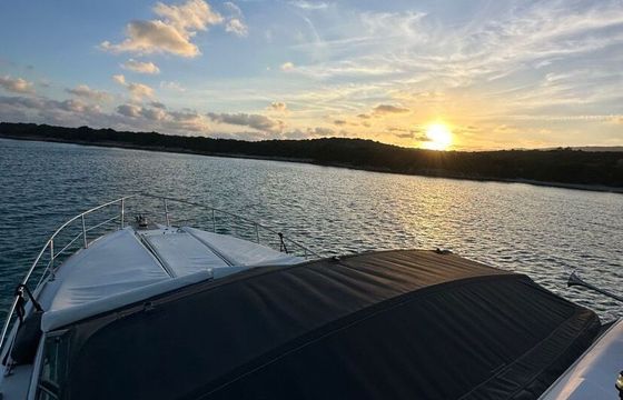 Motorboat Sea Ray 300 SUNDANCER 400hp