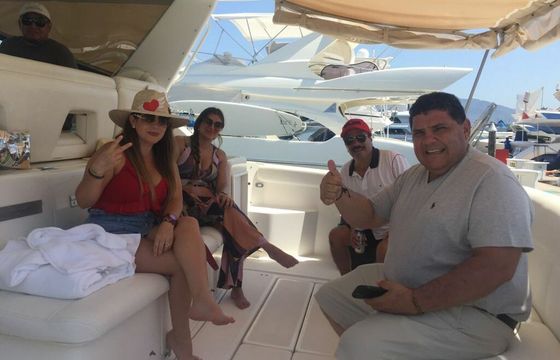 Motorboat Tiara 2001 1400hp