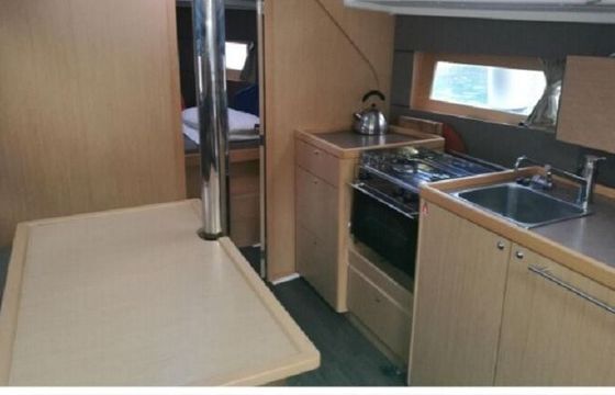 Sailboat BENETEAU OCEANIS 38 11.5m