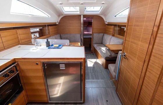 Sailboat Elan Marine Elan Impression 40.1 11m