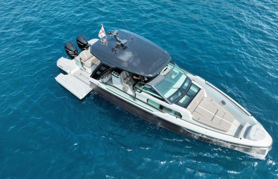 Motorboat Saxdor 320 GTO 450hp