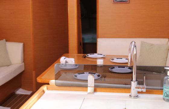 Sailboat Jeanneau Sun Odyssey 439 13.39m