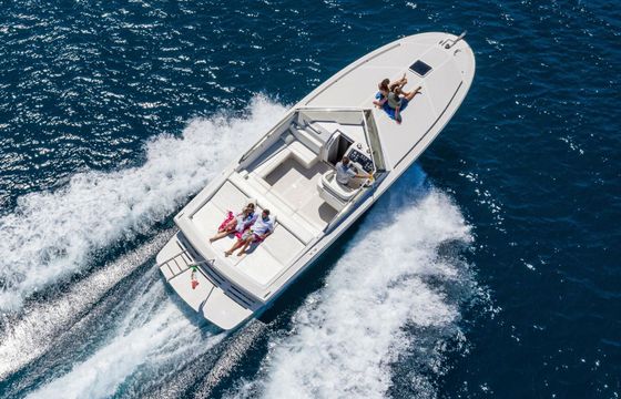 Motorboat Tornado 38 662hp