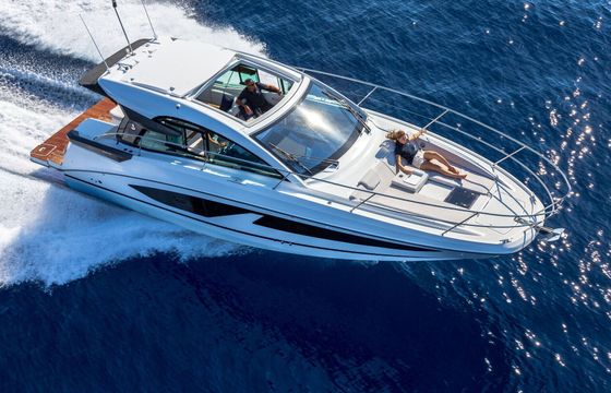 Motorboat Beneteau Gran Turismo 36 600hp