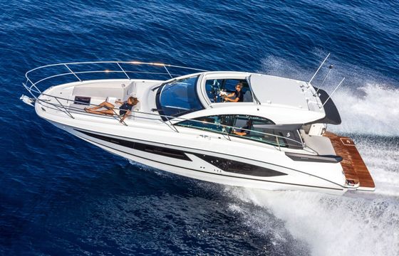 Motorboat Beneteau Gran Turismo 36 600hp