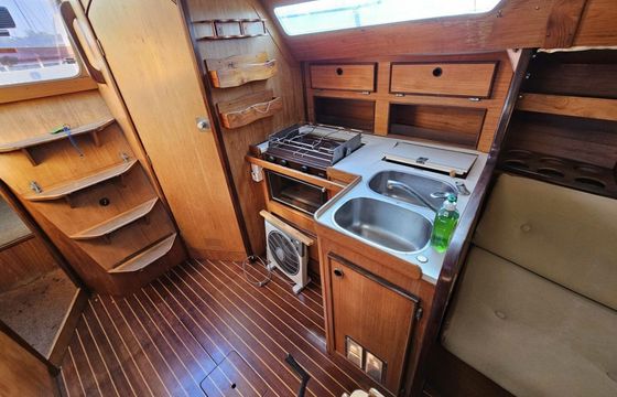 Sailboat Jeanneau Sun Rise 10.5m