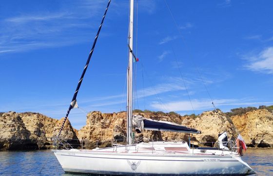 Sailboat Jeanneau Sun Rise 10.5m