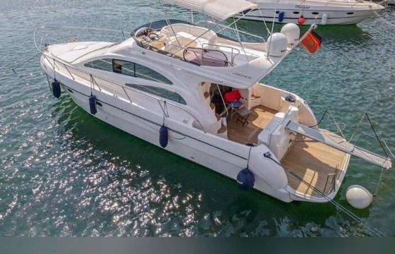 Motorboat Azimut Azimut 42 880hp
