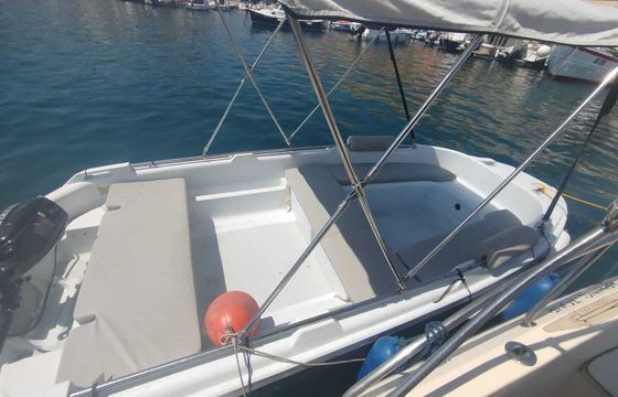 Boat without licence Rent a boat NEW Roto 450s 6hp