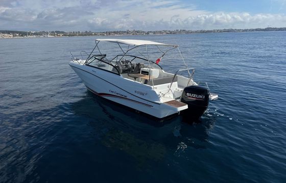 Motorboat Jeanneau Cap Camarat 7.5 Br 250hp