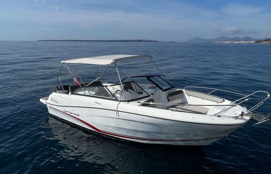 Motorboat Jeanneau Cap Camarat 7.5 Br 250hp