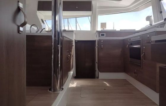 Catamaran Bali 4.2 12.85m