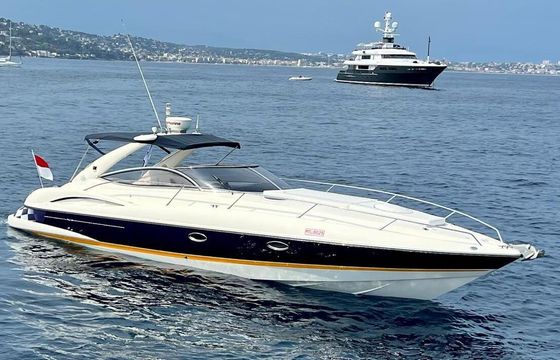 Motor yacht Sunseeker Hawk 34 520hp
