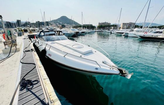 Motor yacht Sunseeker Hawk 34 520hp