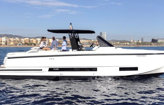 Motorboat De Antonio D36 600hp