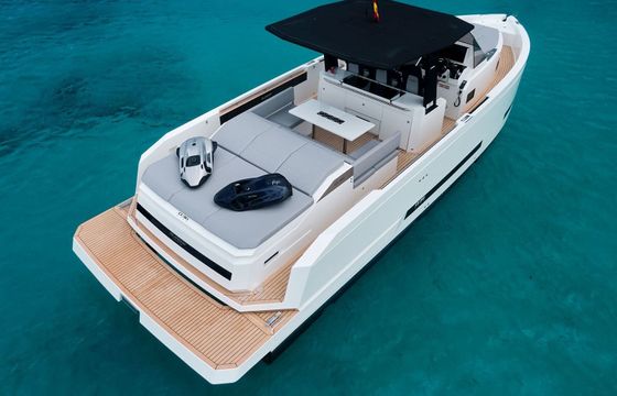 Motorboat De Antonio D36 600hp