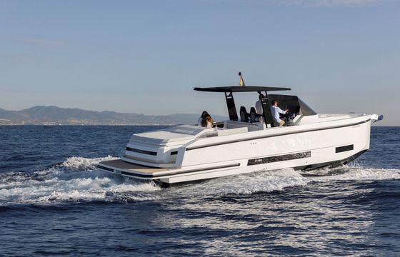 Motorboat De Antonio D36 600hp