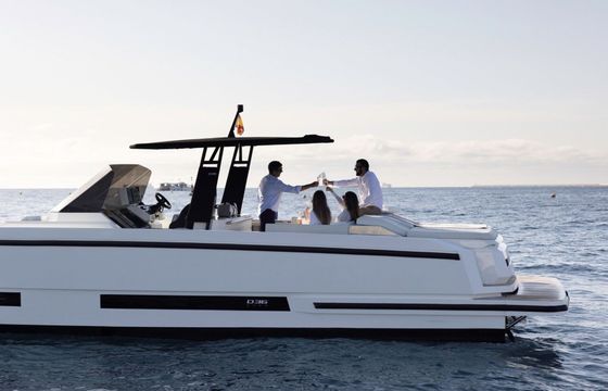 Motorboat De Antonio D36 600hp