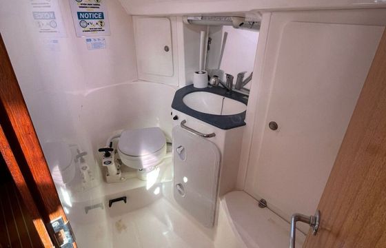 Sailboat Bavaria 38 cruisser 12m