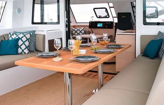 Catamaran Nautitech 40 Open 11m