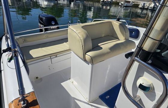 Motorboat Mano Marine mano