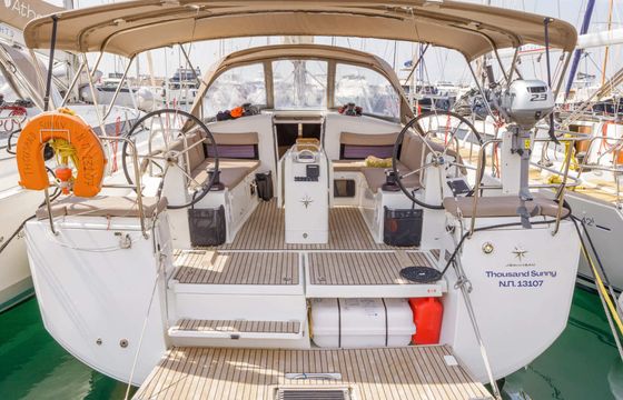 Sailboat Jeanneau Sun Odyssey 440 13.39m