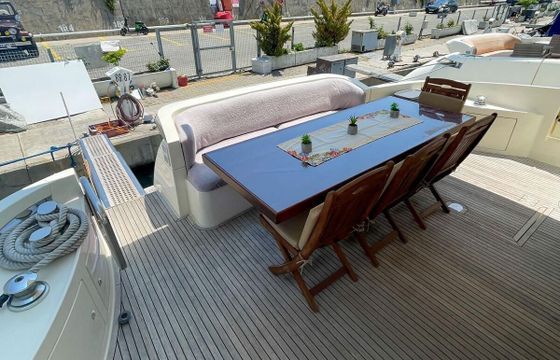Motor yacht Azimut Azimut 68 150hp