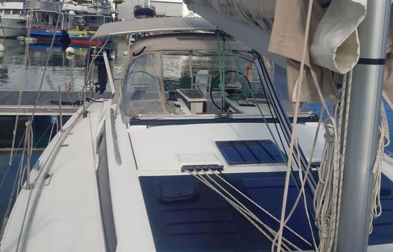 Sailboat Dufour Yachts Dufour 390 GL 11m