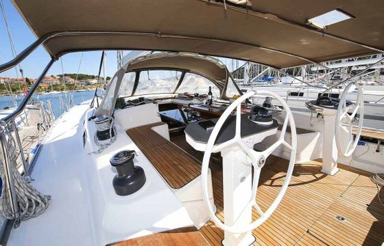 Sailboat Bavaria Cruiser 56  - 5 + 1 cab 16.75m