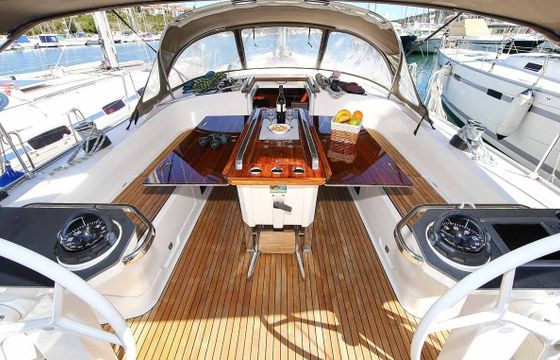 Sailboat Bavaria Cruiser 56  - 5 + 1 cab 16.75m