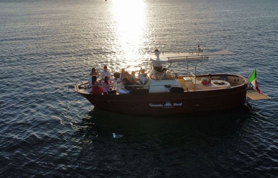 Motorboat Taranto Boat Gozzo Sorrentino 400hp