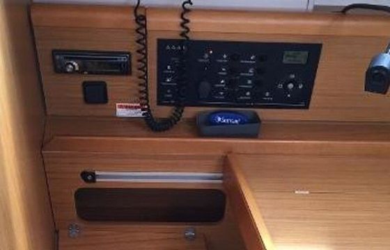 Sailboat Jeanneau Sun Odyssey 36i 10.94m