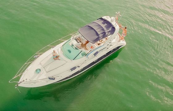 Motorboat Fairline Targa 40 600hp