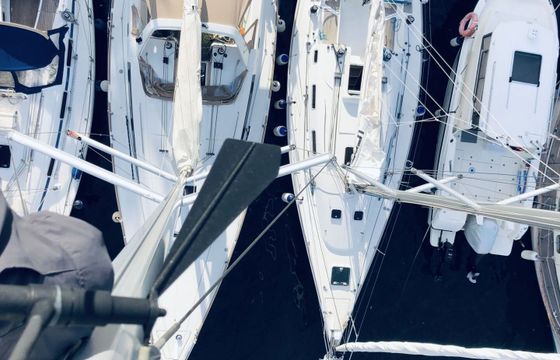 Sailboat BENETEAU Oceanis 38 11.33m