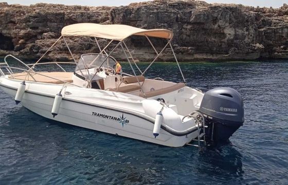Motorboat polyester yacht s. c. marion 630 cabine 115hp