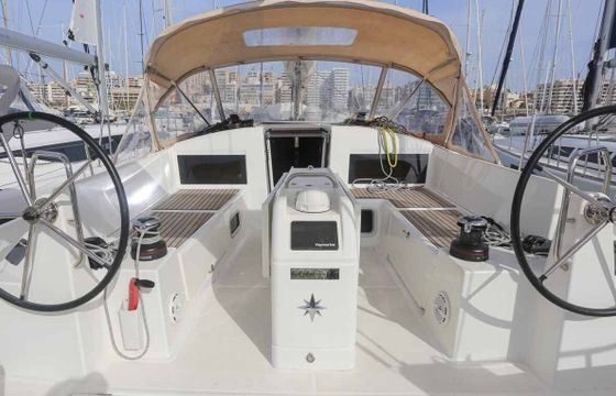 Sailboat Jeanneau Sun Odyssey 440 13m