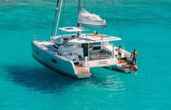 Catamaran Lagoon 42 12m
