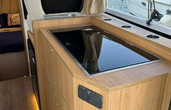 Motorboat Avila Marine Catharsis 900 400hp