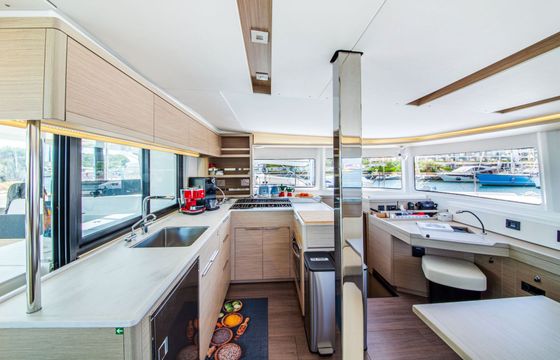 Catamaran Lagoon 46 13.99m