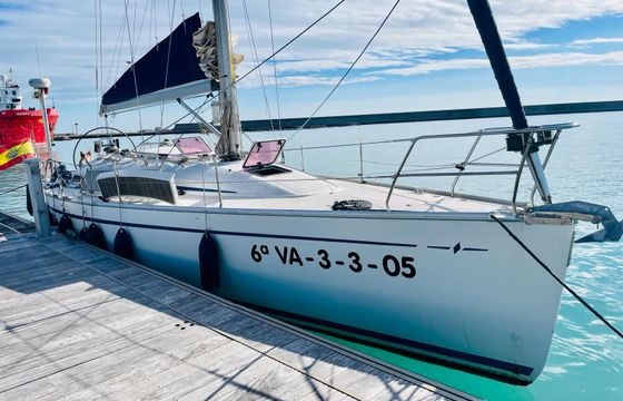 Sailboat Bavaria 42 13m