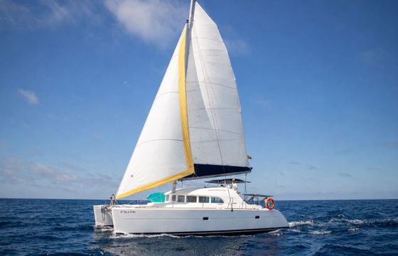 Catamaran Lagoon 380 11.55m