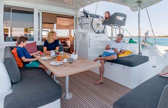 Catamaran Lagoon 40 12.2m