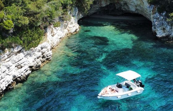 Motorboat Poseidon BLUE WATER 170 30hp