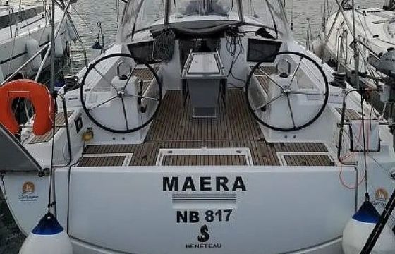Sailboat Beneteau Oceanis 41.1 12.43m