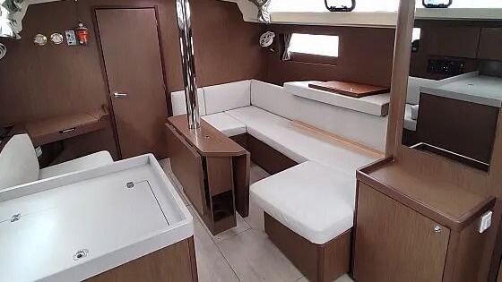 Sailboat Beneteau Oceanis 41.1 12.43m