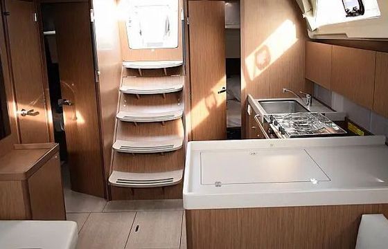 Sailboat Beneteau Oceanis 41.1 12.43m