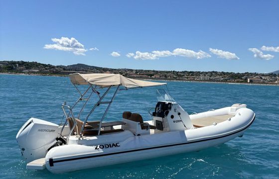 RIB Zodiac Medline 6.8 200hp